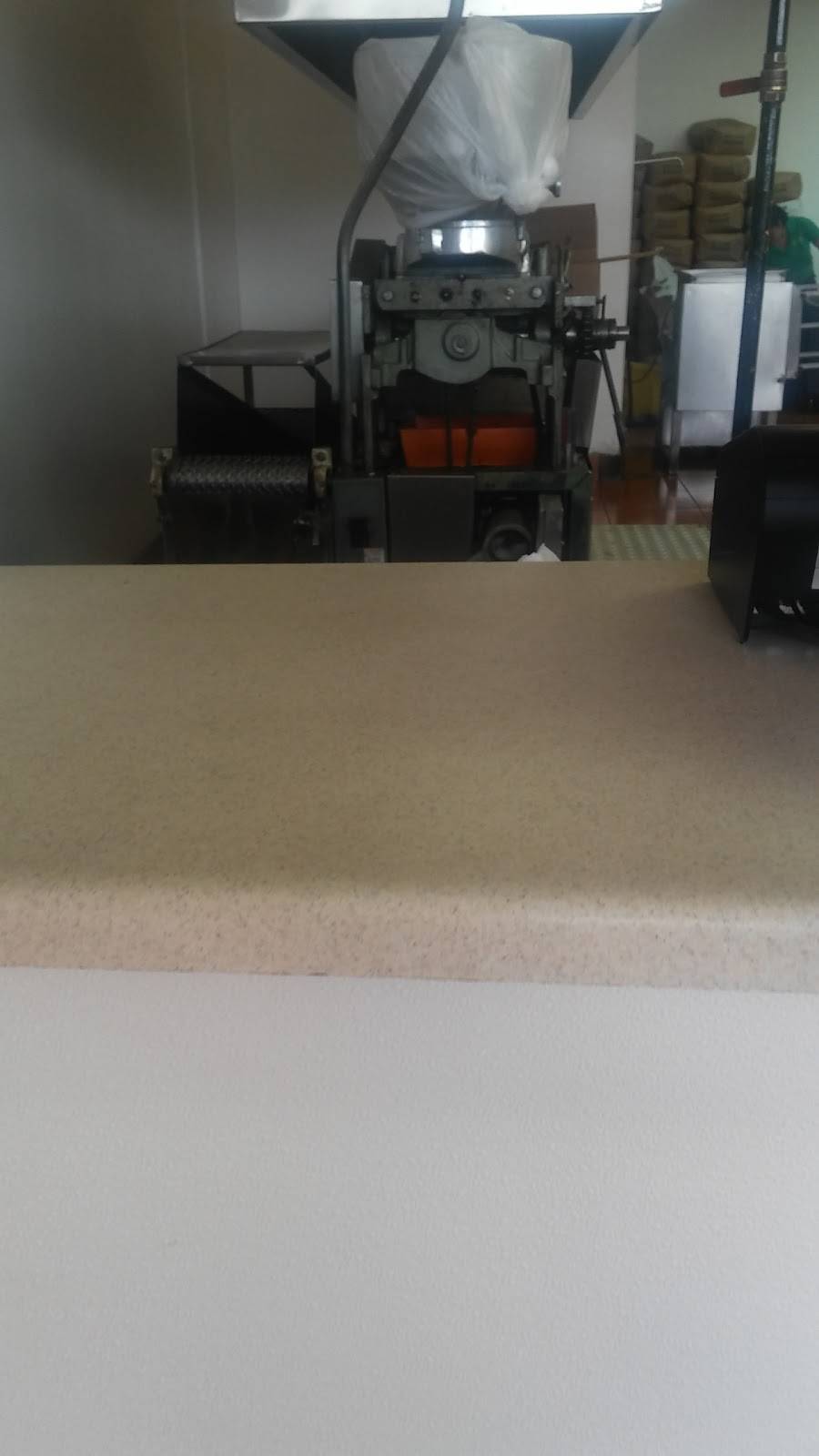 Tortilleria Zacatecas | restaurant | 2833 Gulf Creek Dr, Houston, TX 77012, USA | 7132429800 OR +1 713-242-9800