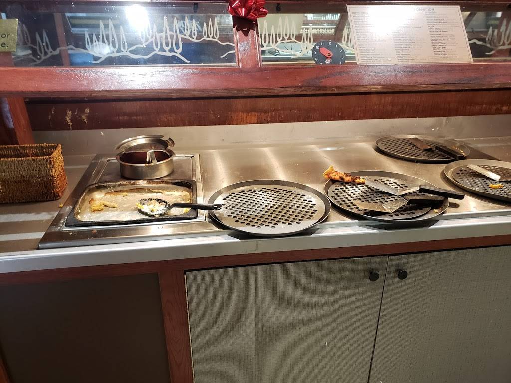 Pizza Hut | meal delivery | 350 Ridge Rd S, Wichita, KS 67209, USA | 3169419657 OR +1 316-941-9657