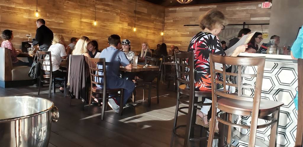 Grato Italian Grill & Pizzeria | restaurant | 3801 W Lake Mary Blvd, Lake Mary, FL 32746, USA | 4072683715 OR +1 407-268-3715