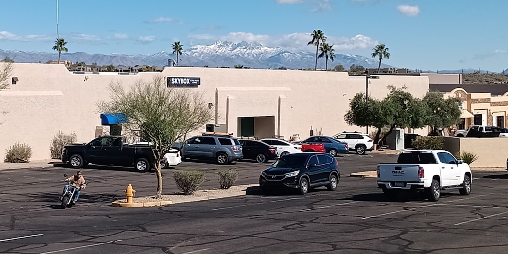 Skybox Ultra Sports Lounge | restaurant | 16737 E Parkview Ave, Fountain Hills, AZ 85268, USA | 4806870556 OR +1 480-687-0556