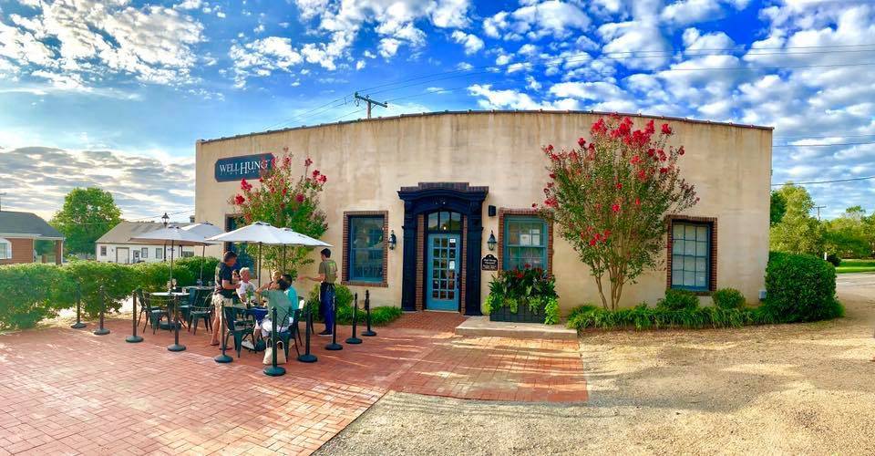 Well Hung Vineyard | restaurant | 300 S Main St, Gordonsville, VA 22942, USA | 5404065164 OR +1 540-406-5164