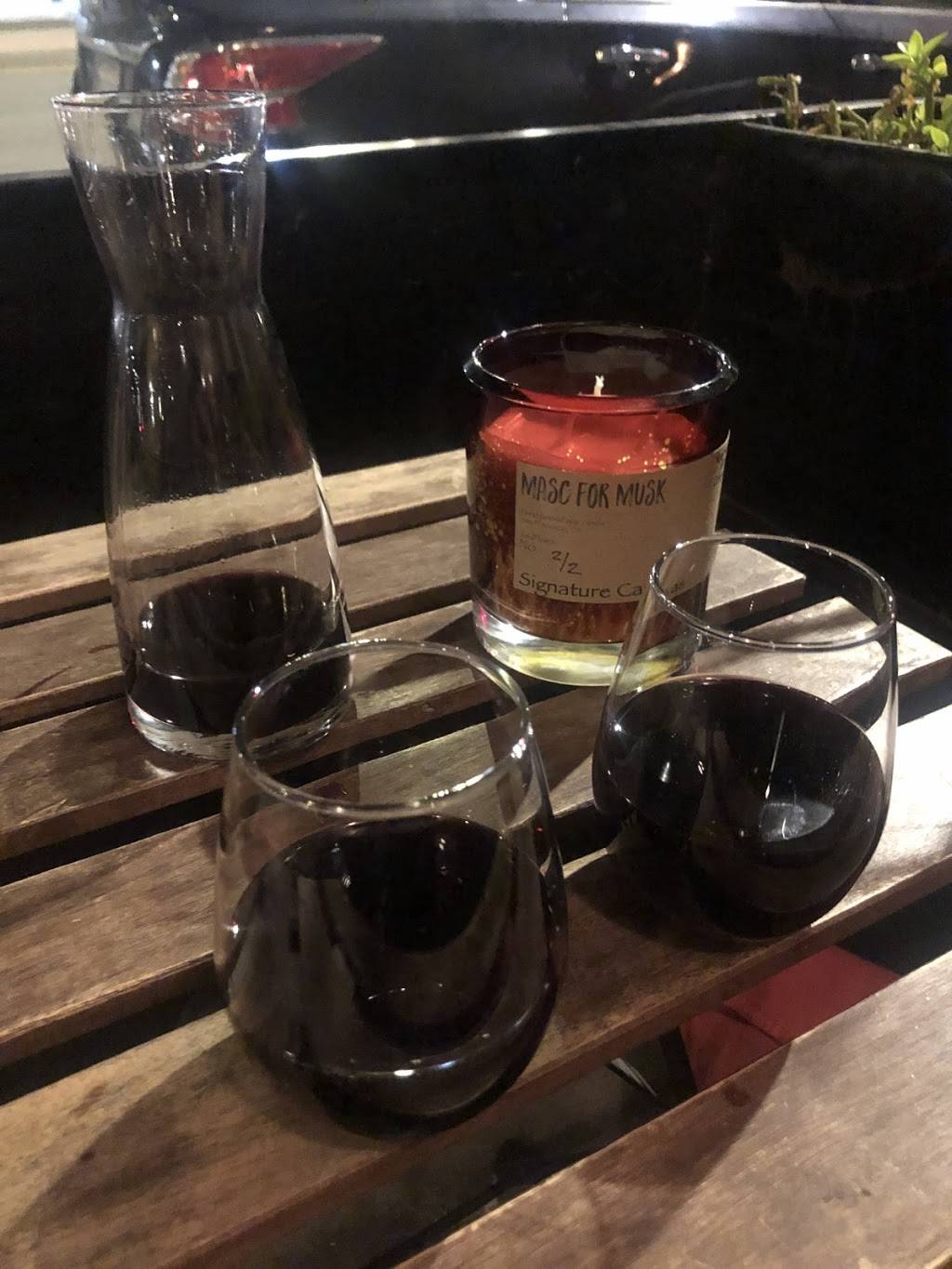 Yield Wine Bar | restaurant | 2490 3rd St, San Francisco, CA 94107, USA | 4154018984 OR +1 415-401-8984