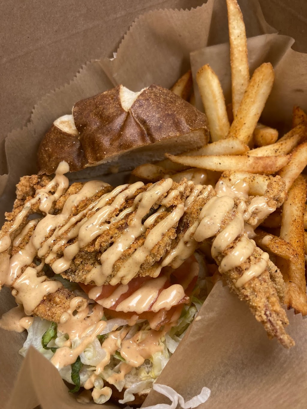 The Crooked Boot | restaurant | 2012 Campus Dr, St Charles, MO 63301, USA | 6367573305 OR +1 636-757-3305