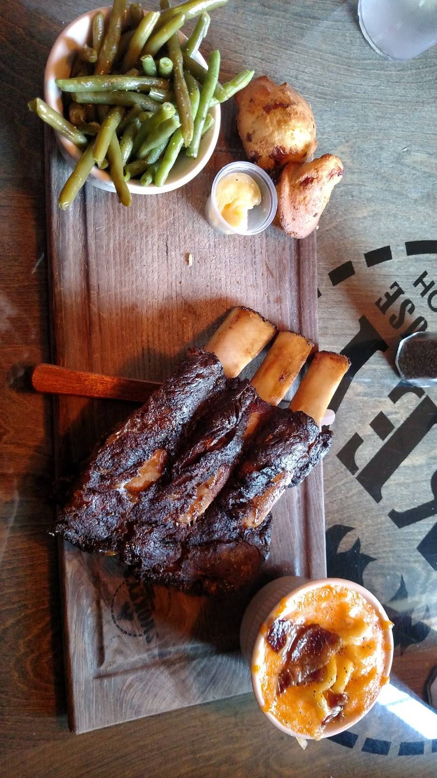 Smokeys BBQ Roadhouse | restaurant | 2092 Woodville Rd, Oregon, OH 43616, USA | 4197252888 OR +1 419-725-2888