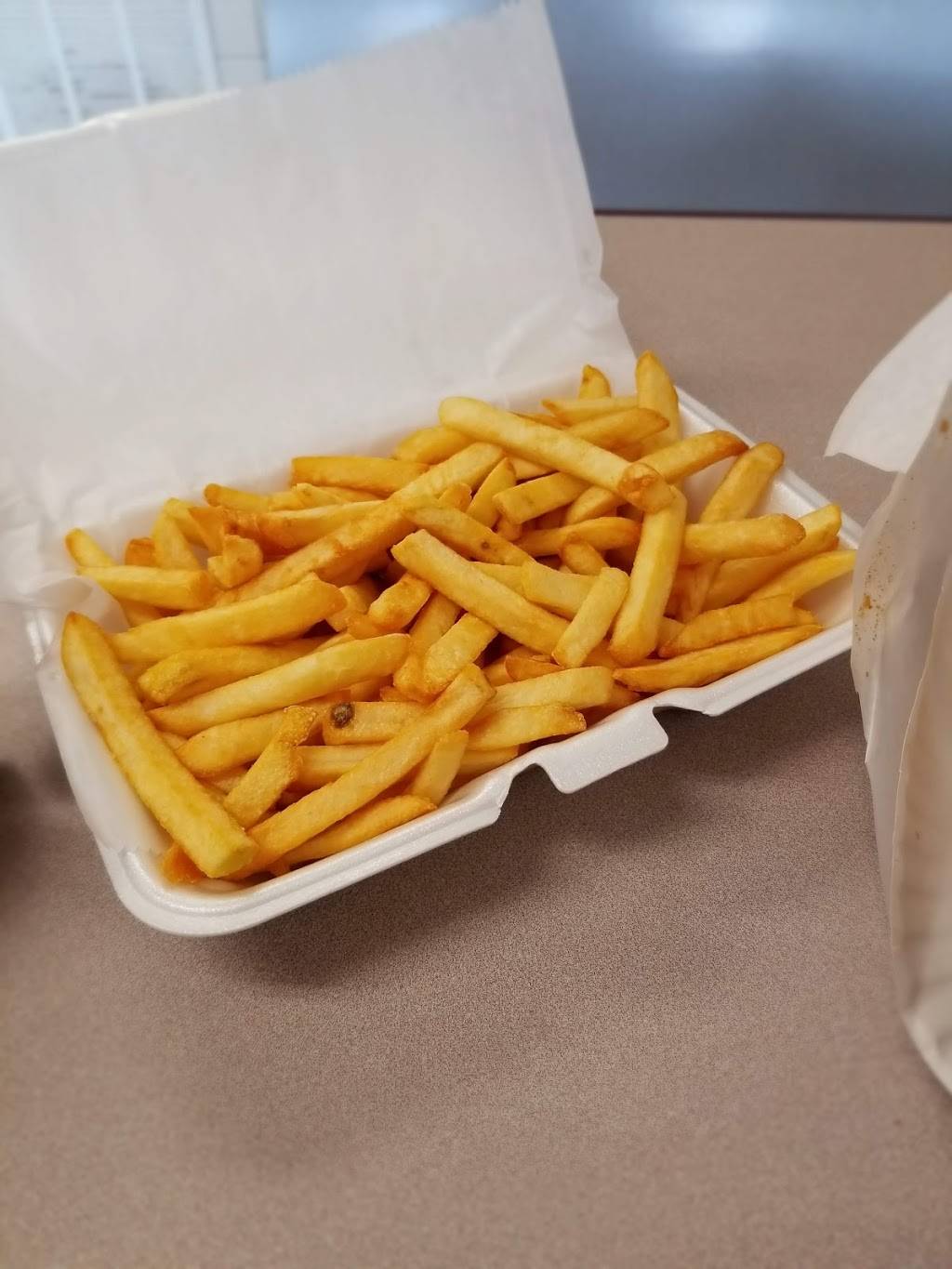 Cappys Pizza | restaurant | 304 Centre St, Jamaica Plain, MA 02130, USA | 6175220279 OR +1 617-522-0279