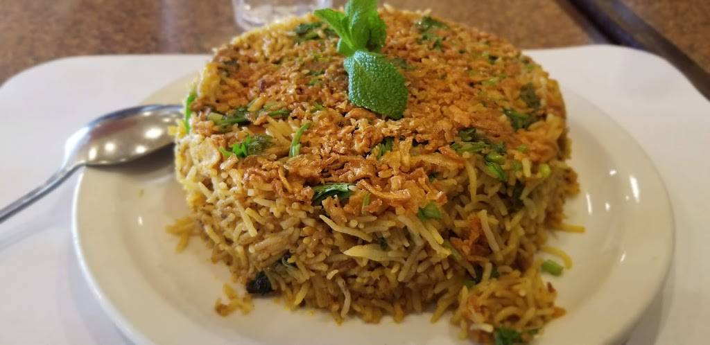 Dhaba Express | restaurant | 380 Bovaird Dr E unit 7, Brampton, ON L6Z 2S9, Canada | 9054956060 OR +1 905-495-6060