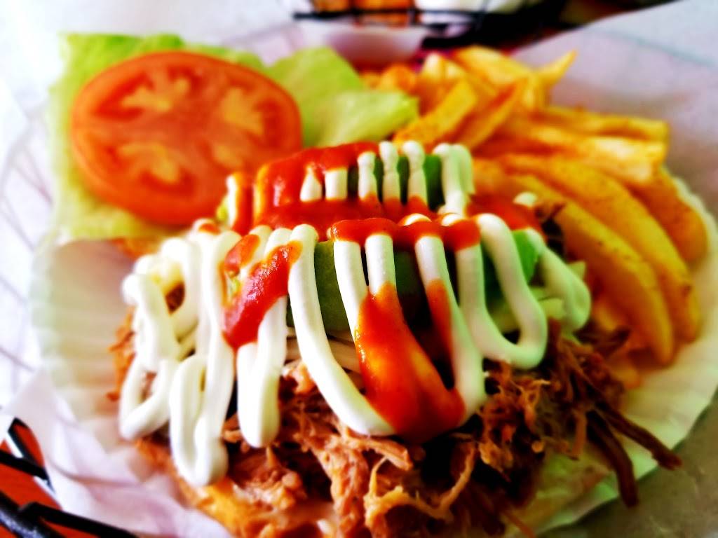 Sombreros Mexican Cuisine & Café | restaurant | 76 Main St, Stanardsville, VA 22973, USA | 4349909153 OR +1 434-990-9153