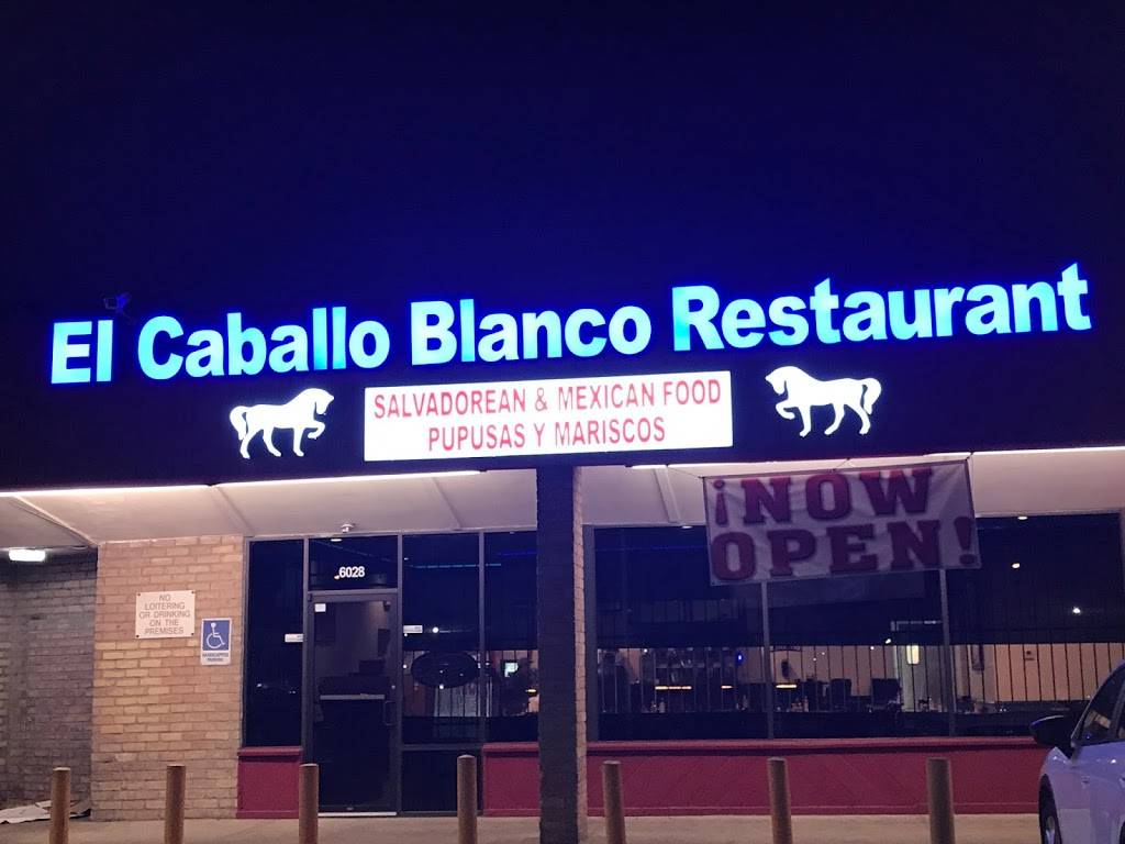 El Caballo Blanco Bar & Grill | restaurant | 6028 S Gessner Rd, Houston, TX 77036, USA | 7137711240 OR +1 713-771-1240