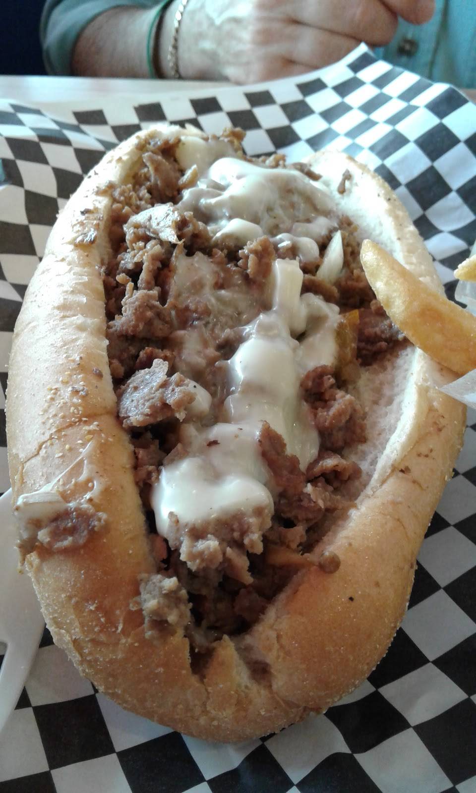 Best of Philly Cheesesteak | meal takeaway | 13510 US-19, Hudson, FL 34667, USA | 7278690900 OR +1 727-869-0900