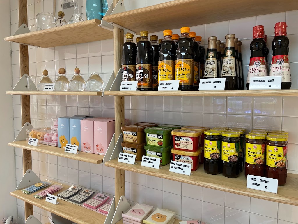 Sushi Miyazaki | meal takeaway | 21378 Hall Rd, Clinton Twp, MI 48038, USA | 5864215731 OR +1 586-421-5731