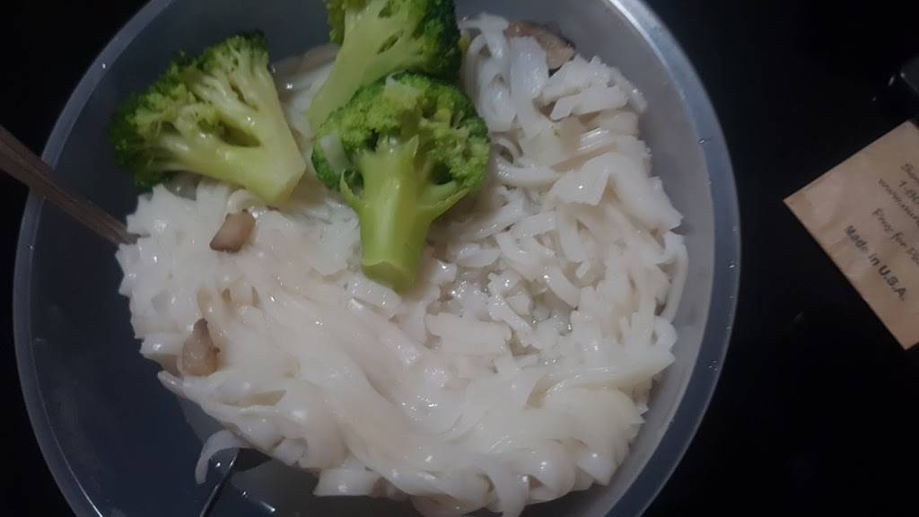 Thai Supreme | restaurant | 40 Innovation Dr Unit 13, Woodbridge, ON L4H 0T2, Canada | 9052651122 OR +1 905-265-1122