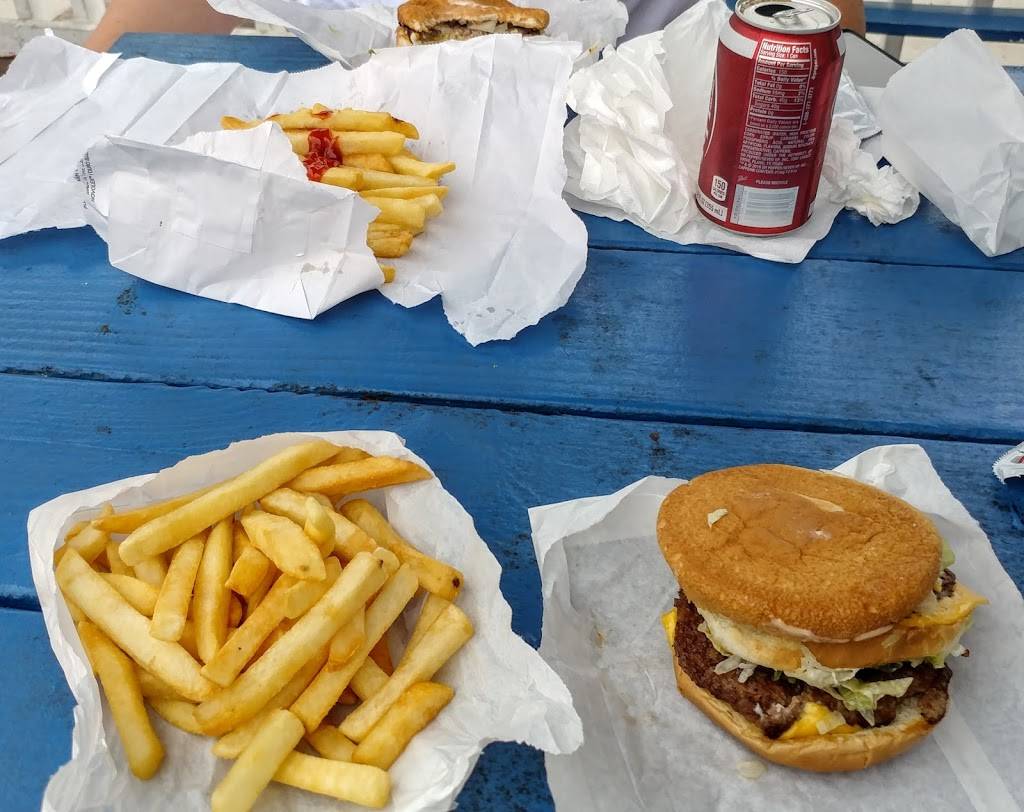 Pepper Tree Frosty | restaurant | 270 S Santa Fe Ave, Vista, CA 92084, USA | 7607260732 OR +1 760-726-0732