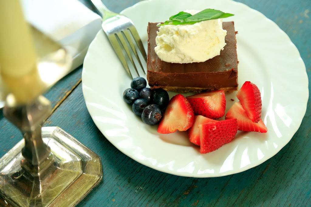 The Stagecoach Tavern | restaurant | 854 S Undermountain Rd, Sheffield, MA 01257, USA | 4132298585 OR +1 413-229-8585