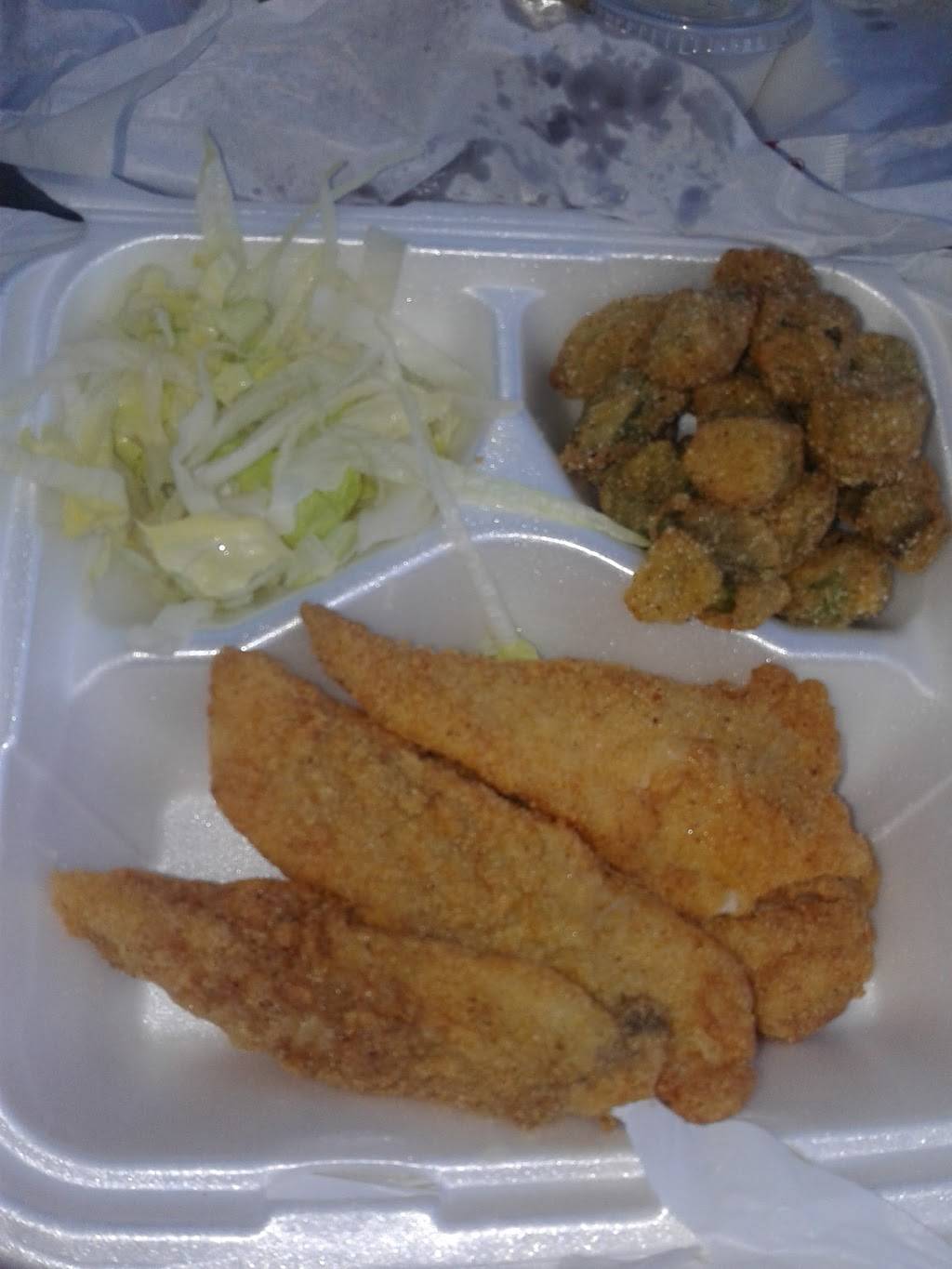 Bettys Sandwich Shop & Flea | restaurant | 30161 LA-21, Angie, LA 70426, USA | 9859861366 OR +1 985-986-1366