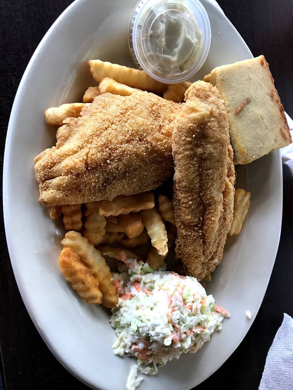 Front Porch Bar & Grill | restaurant | 2265 Bulverde Rd suite 102, Bulverde, TX 78163, USA | 8304383344 OR +1 830-438-3344