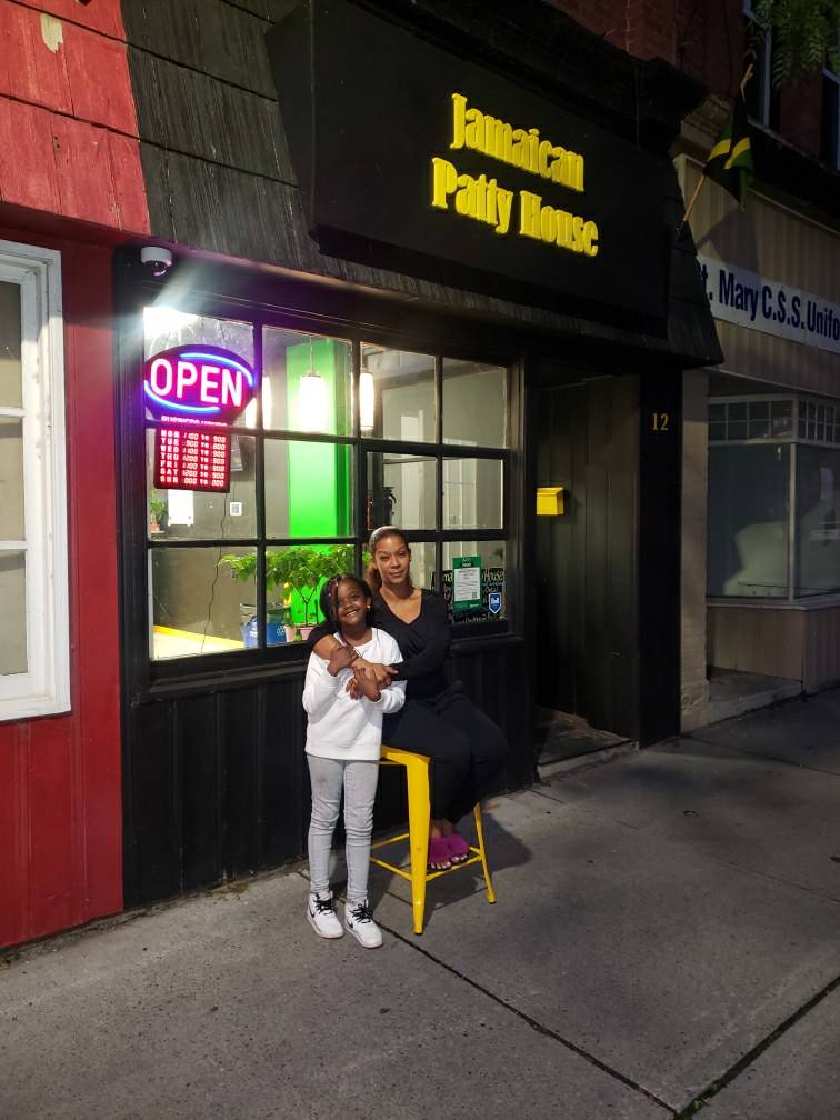 Jamaican Patty House | restaurant | 12 King St E, Cobourg, ON K9A 1K7, Canada | 9053728118 OR +1 905-372-8118