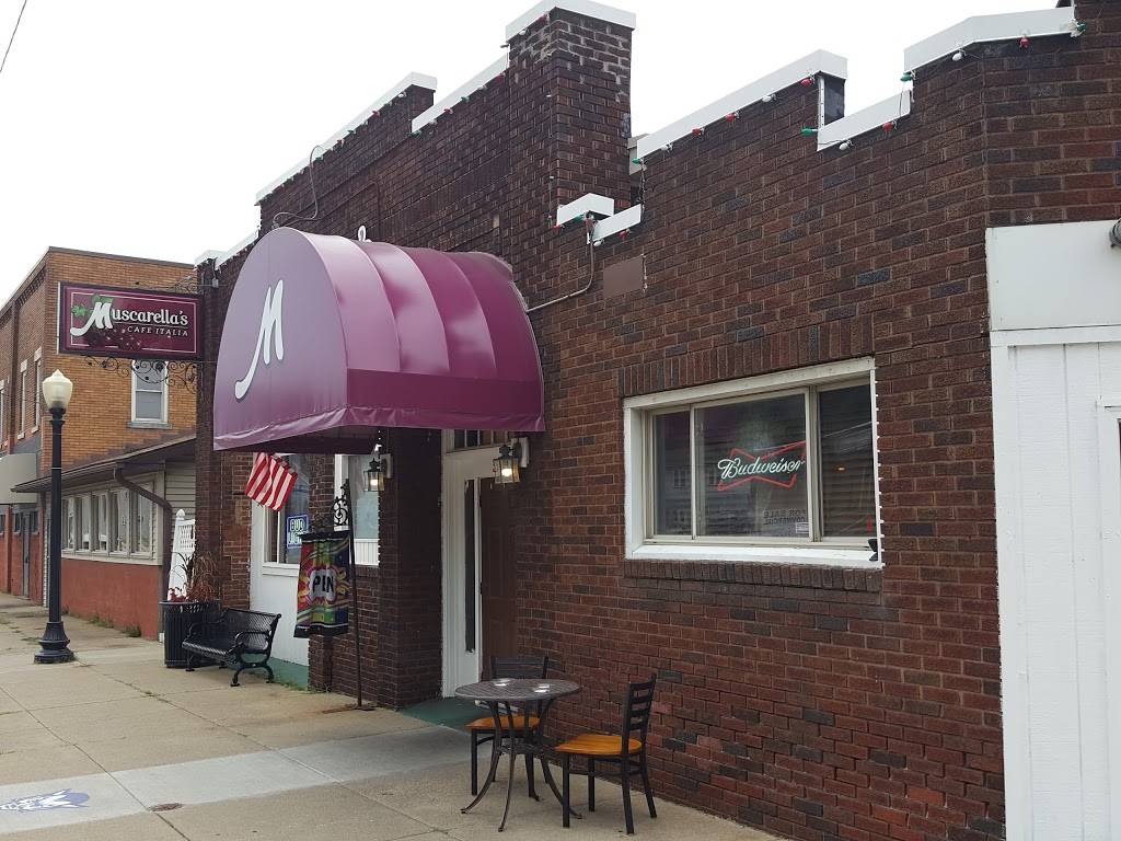 Muscarellas Cafe Italia | restaurant | 500 Main St, Sharpsville, PA 16150, USA | 7249621234 OR +1 724-962-1234