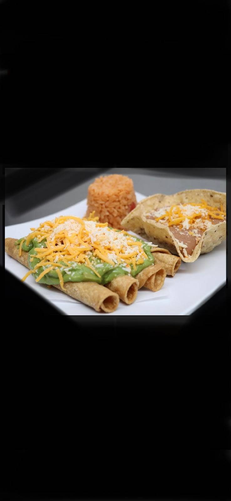 Los Jilbertos Taco Shop | restaurant | Wilkerson Ave, Perris, CA 92570, USA | 9519408226 OR +1 951-940-8226