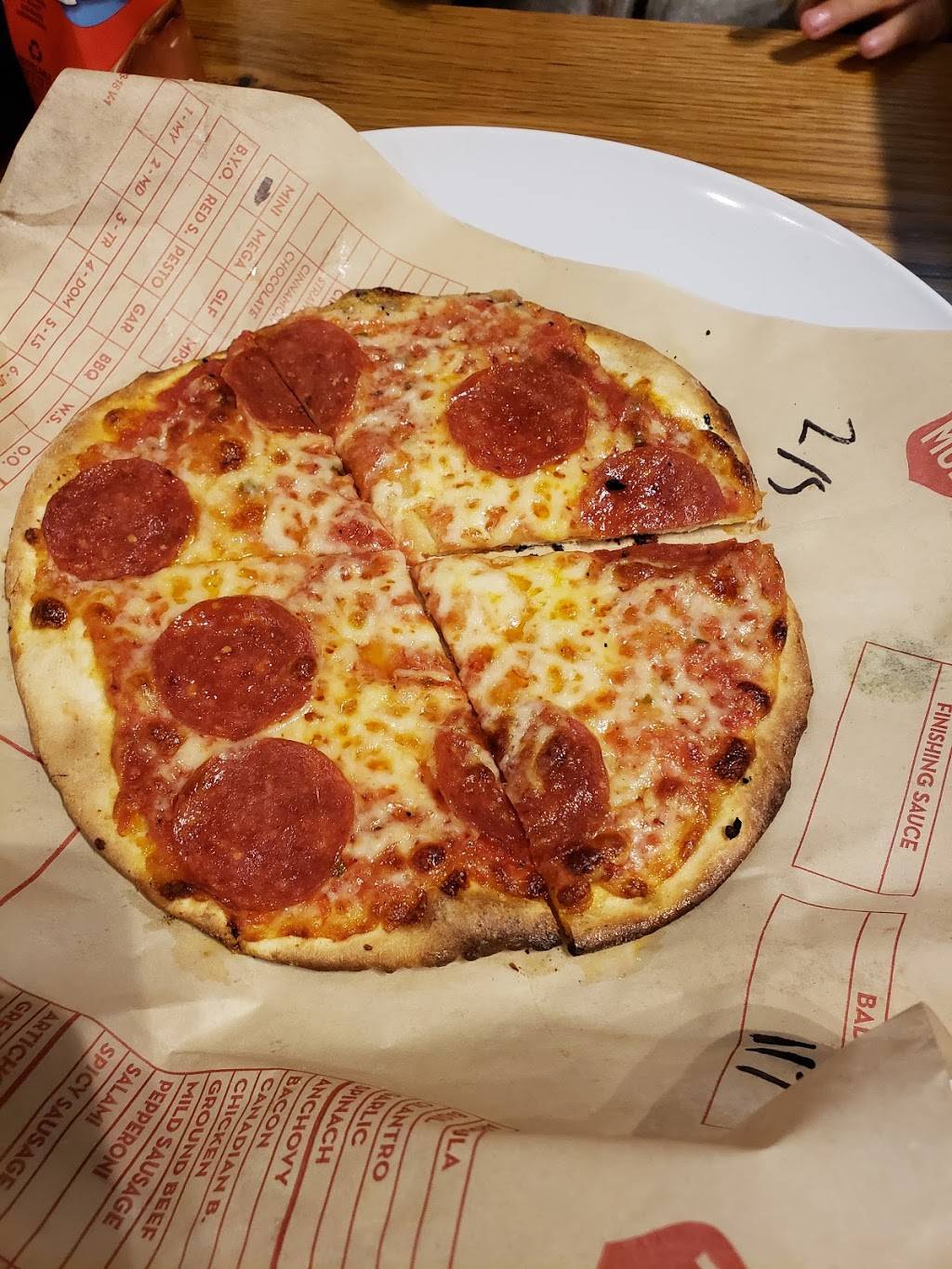 MOD Pizza | restaurant | CASTRO VILLAGE, 3384 Village Dr, Castro Valley, CA 94546, USA | 5108067650 OR +1 510-806-7650
