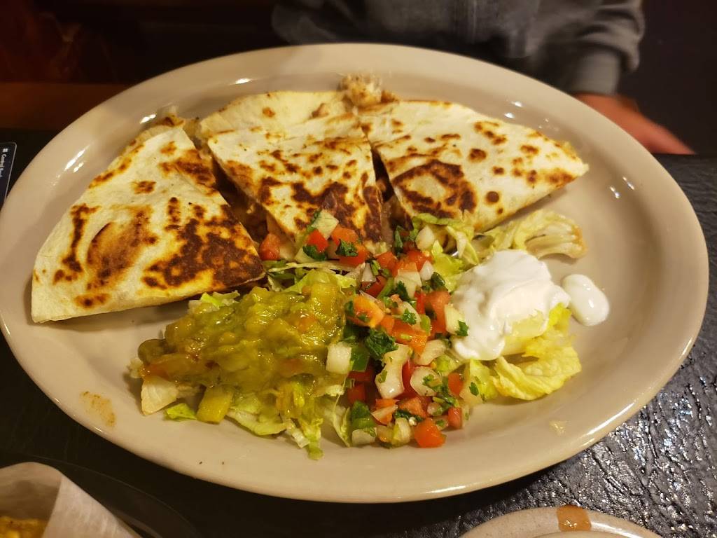 El Oso Mexican Grill | restaurant | 522 E Broadway, Columbia, MO 65201, USA | 5732562855 OR +1 573-256-2855