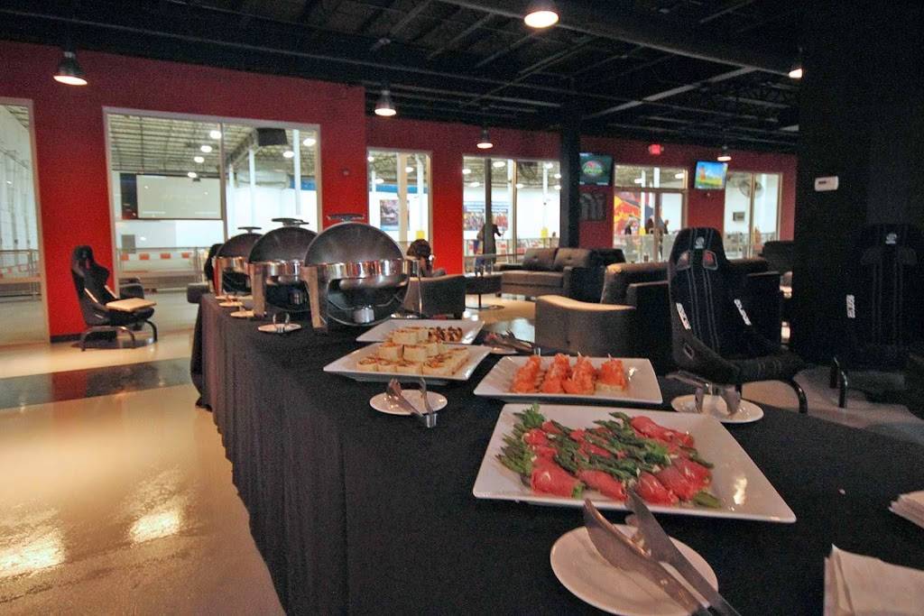 Paddock Lounge - Sports Bar & Restaurant - Buffalo Grove, IL | night club | 6941, 301 Hastings Dr, Buffalo Grove, IL 60089, USA | 8479419400 OR +1 847-941-9400