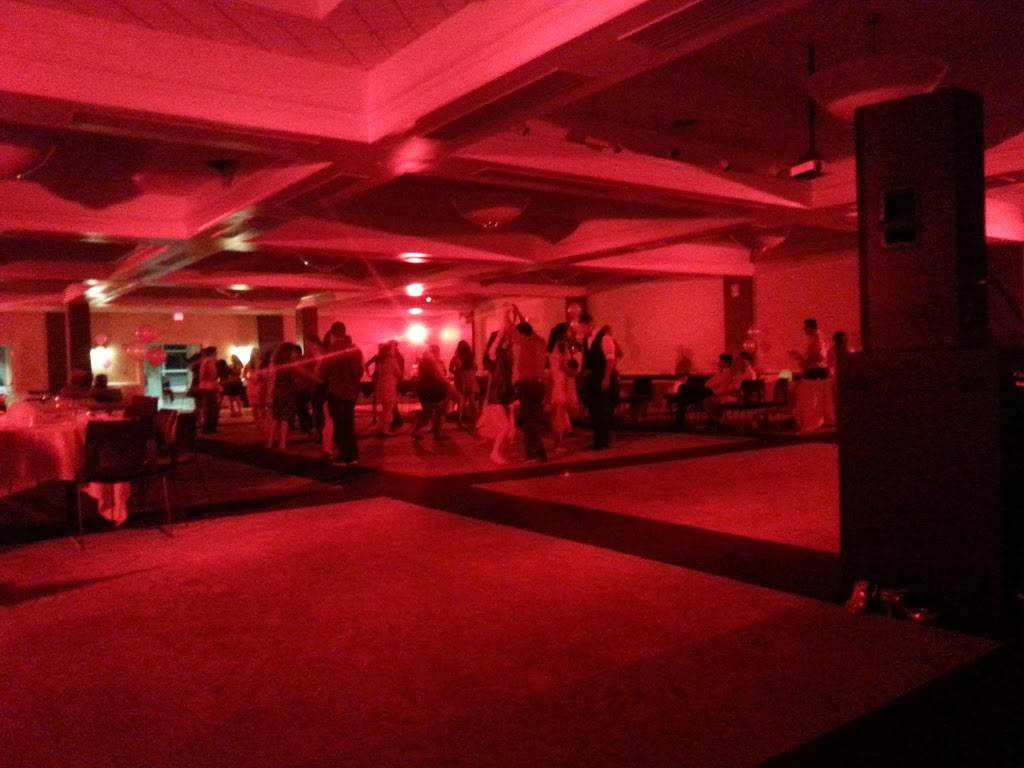 Cox Hall | restaurant | 569 Asbury Cir, Atlanta, GA 30322, USA | 4047277366 OR +1 404-727-7366