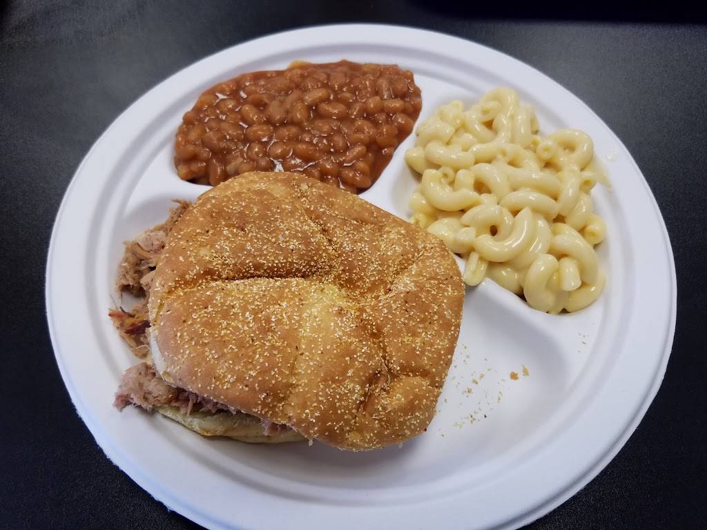 Black Bear BBQ | restaurant | 800 Fairview Rd, Suite C8, Asheville, NC 28803, USA | 8282981035 OR +1 828-298-1035