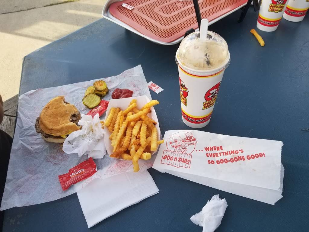 Dog-N-Suds | restaurant | 4454 Dowling St, Montague, MI 49437, USA | 2318944991 OR +1 231-894-4991