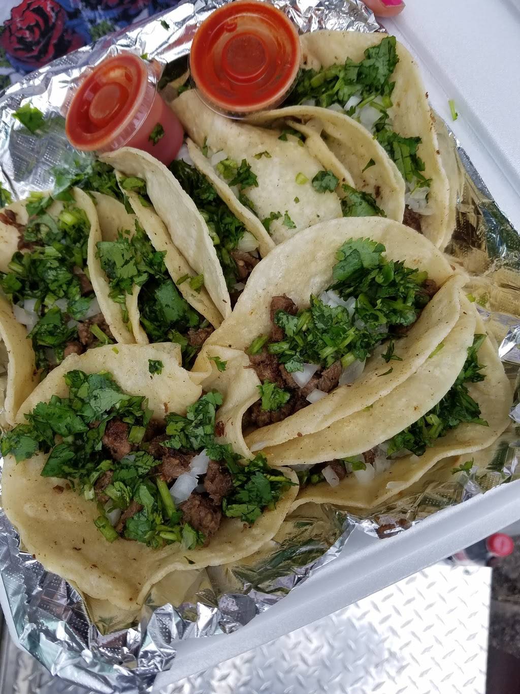 Taco Azteca | restaurant | 625 St Francis North, Wichita, KS 67214, USA | 3198832496 OR +1 319-883-2496