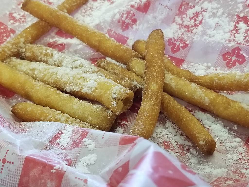 Lydia daiquiri snowball Cafe | restaurant | 7711 Weeks Island Rd, New Iberia, LA 70560, USA | 3373673888 OR +1 337-367-3888