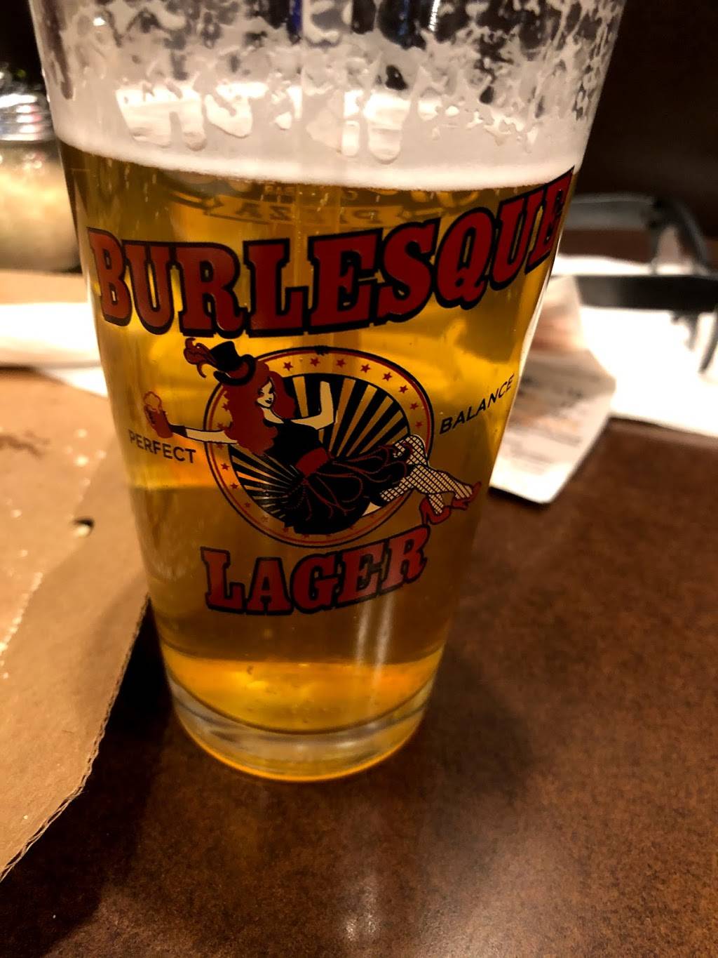 Minskys Pizza | restaurant | 5105 Main St, Kansas City, MO 64112, USA | 8165615100 OR +1 816-561-5100