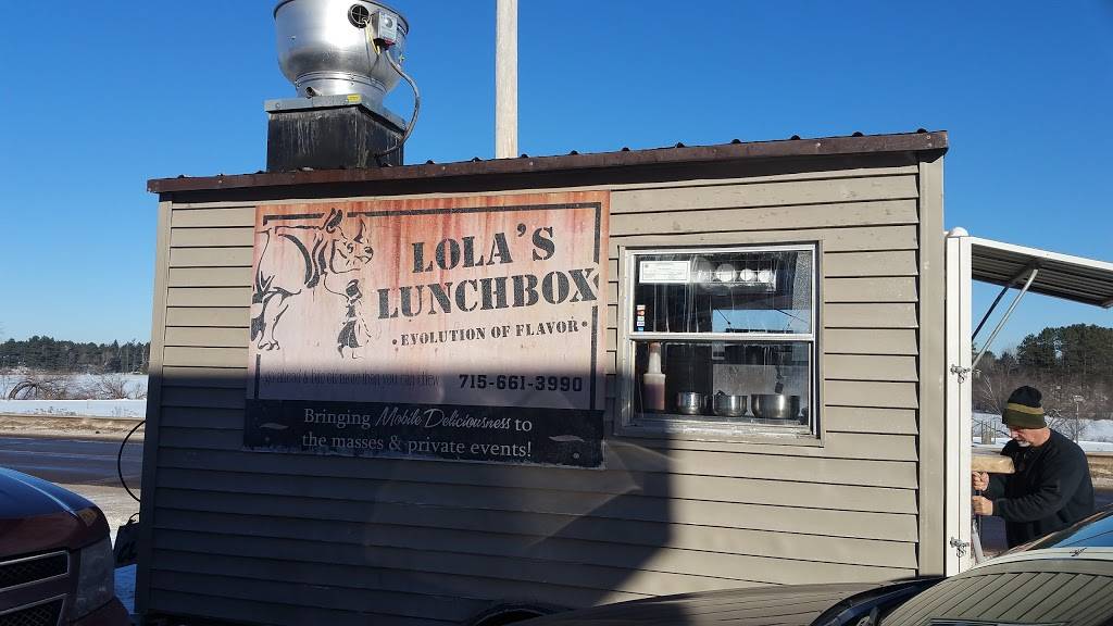 Lolas Lunchbox | restaurant | 396 N Lake St, Phillips, WI 54555, USA | 7156613990 OR +1 715-661-3990