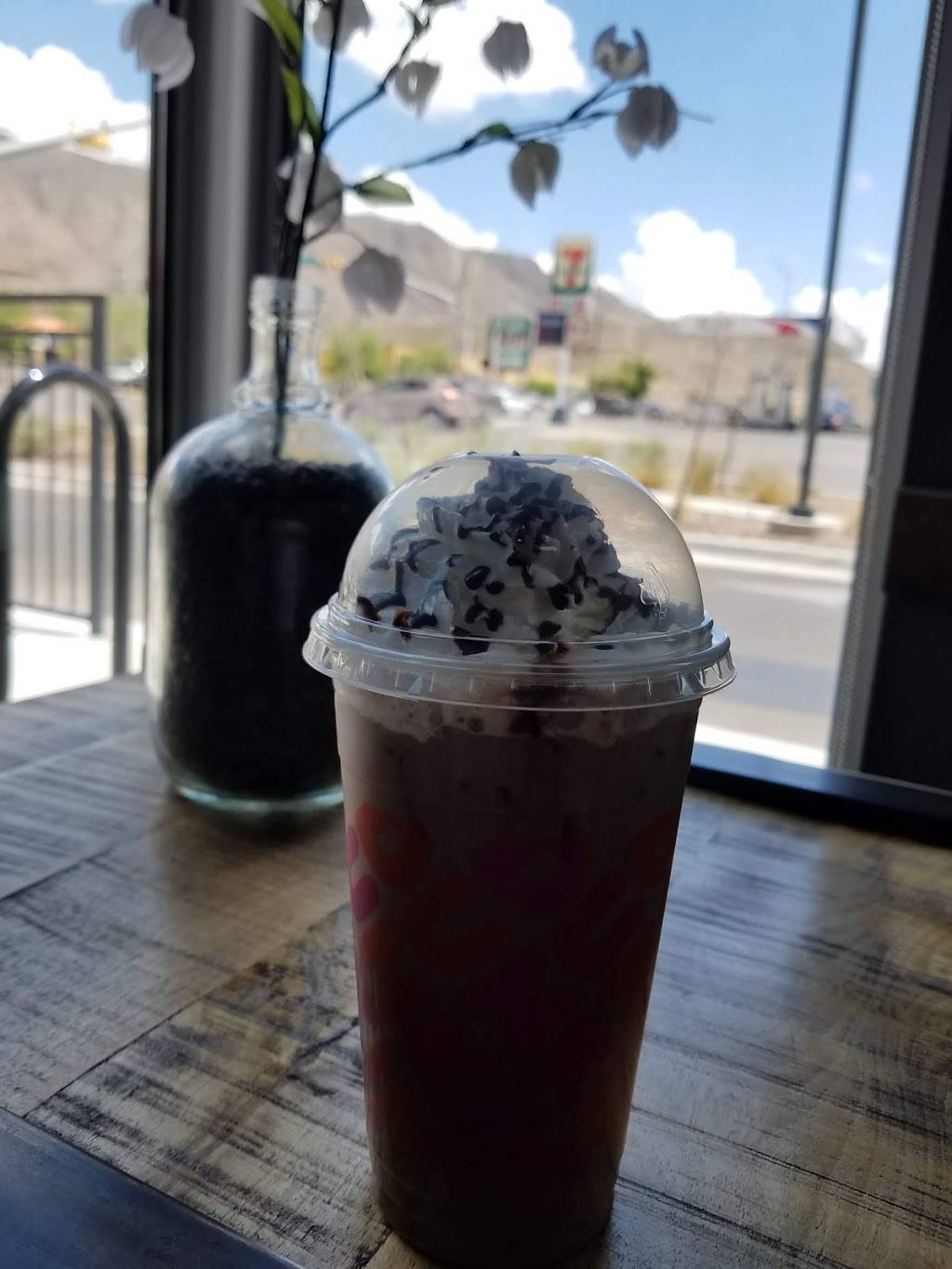 Dunkin | bakery | 5401 N Mesa St, El Paso, TX 79912, USA | 9153040771 OR +1 915-304-0771