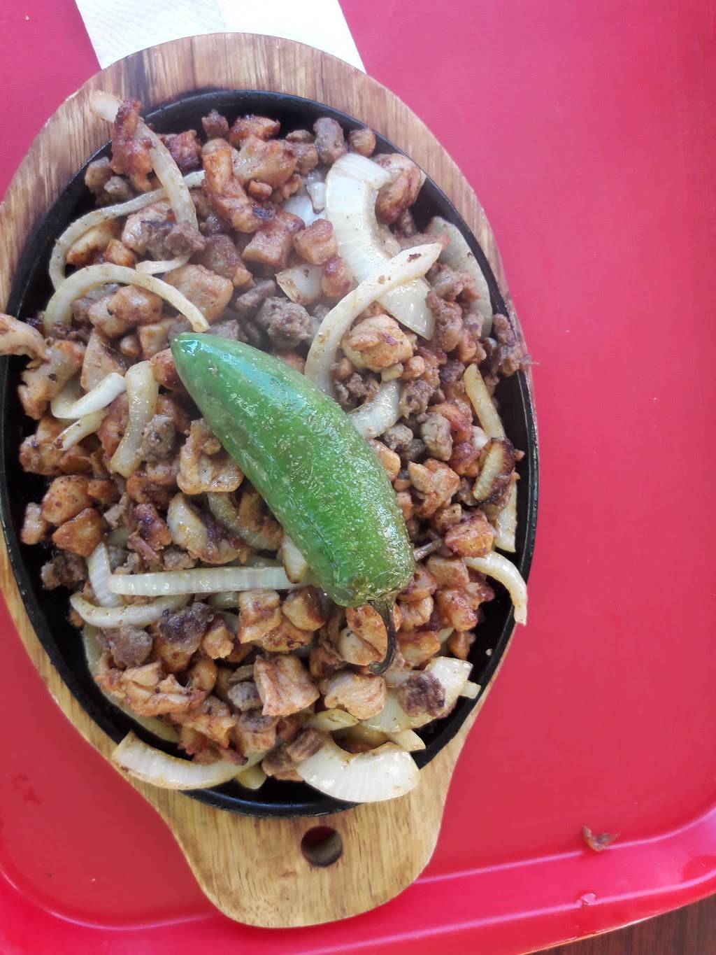 El Forastero Mexican Food | restaurant | 522 N Wilson Way, Stockton, CA 95205, USA | 2094645695 OR +1 209-464-5695