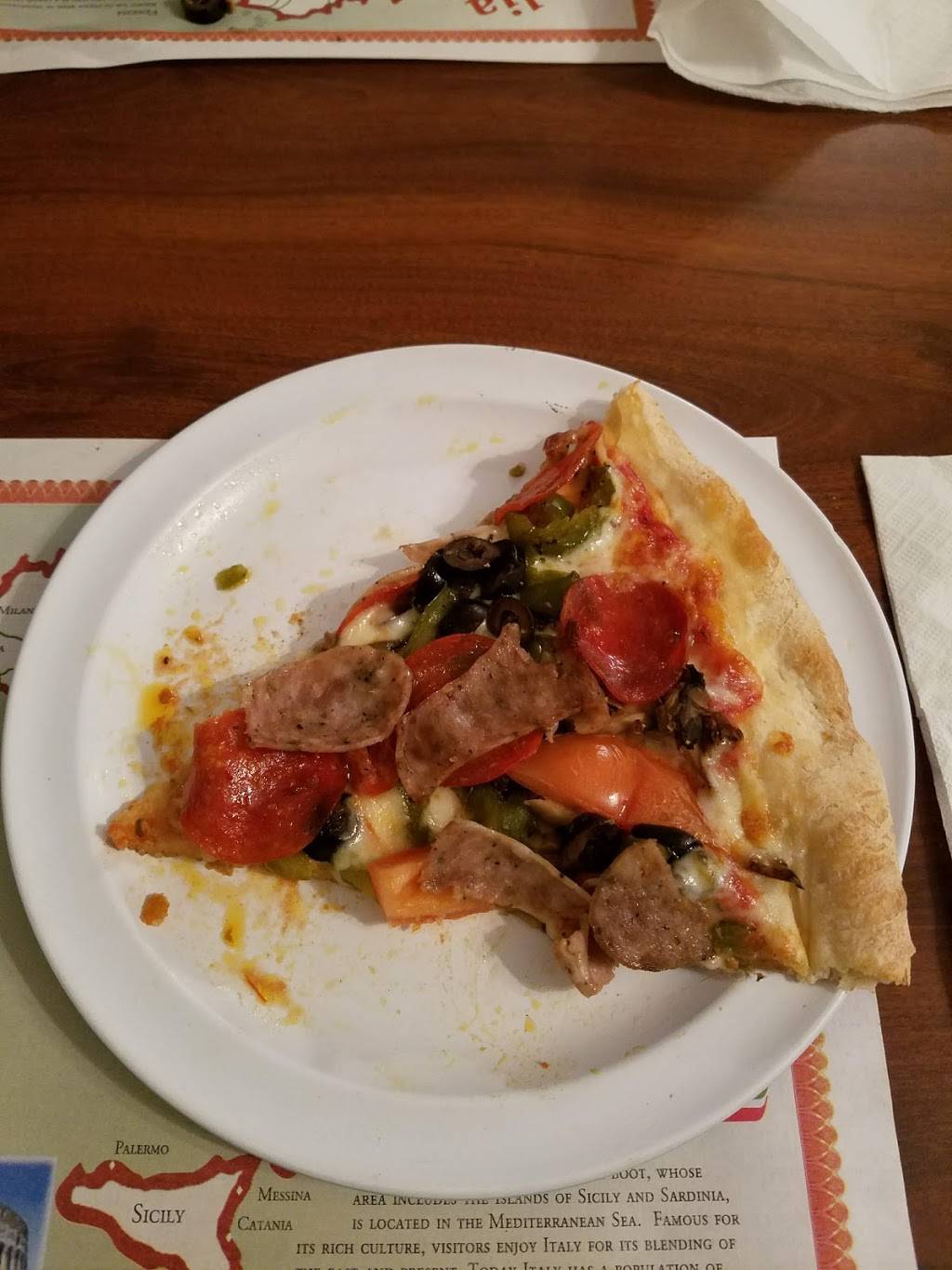 Pinos Pizza | restaurant | 4112 Meadowdale Blvd, Richmond, VA 23234, USA | 8042750568 OR +1 804-275-0568