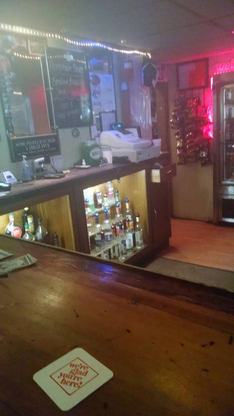 The Crossroads | restaurant | 93 PA-296, Waymart, PA 18472, USA | 5704885050 OR +1 570-488-5050