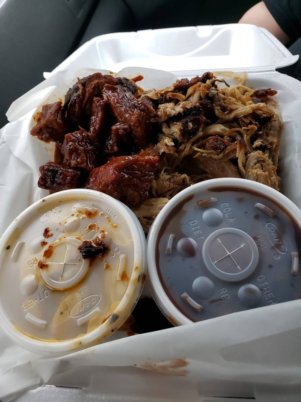 Big Joes Backyard BBQ | restaurant | 12326 W 143rd St, Homer Glen, IL 60491, USA | 7089498584 OR +1 708-949-8584