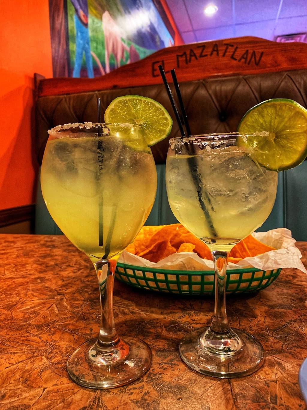 El Mazatlan | restaurant | 302 NC-55 #700, Mt Olive, NC 28365, USA | 9196583555 OR +1 919-658-3555