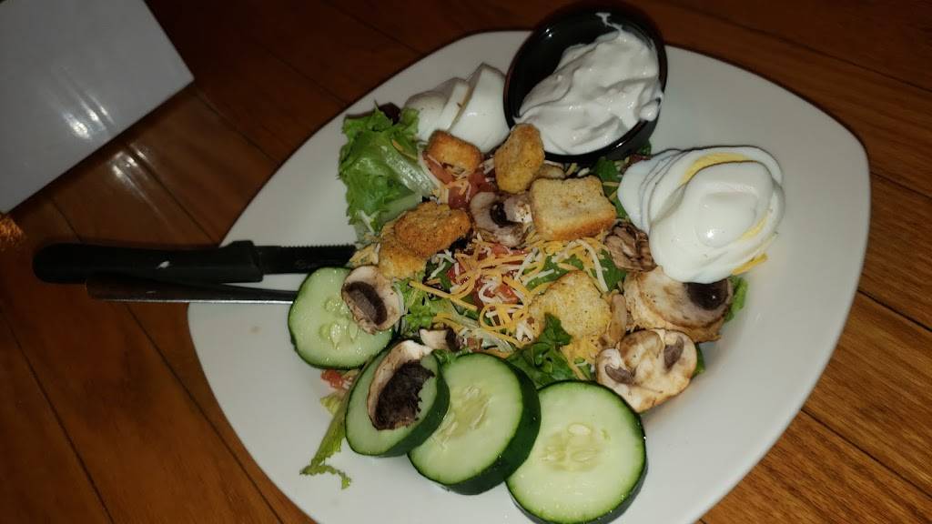 Dog & Duck of Summerville, LLC | restaurant | 1580 Old Trolley Rd, Summerville, SC 29485, USA | 8438213056 OR +1 843-821-3056