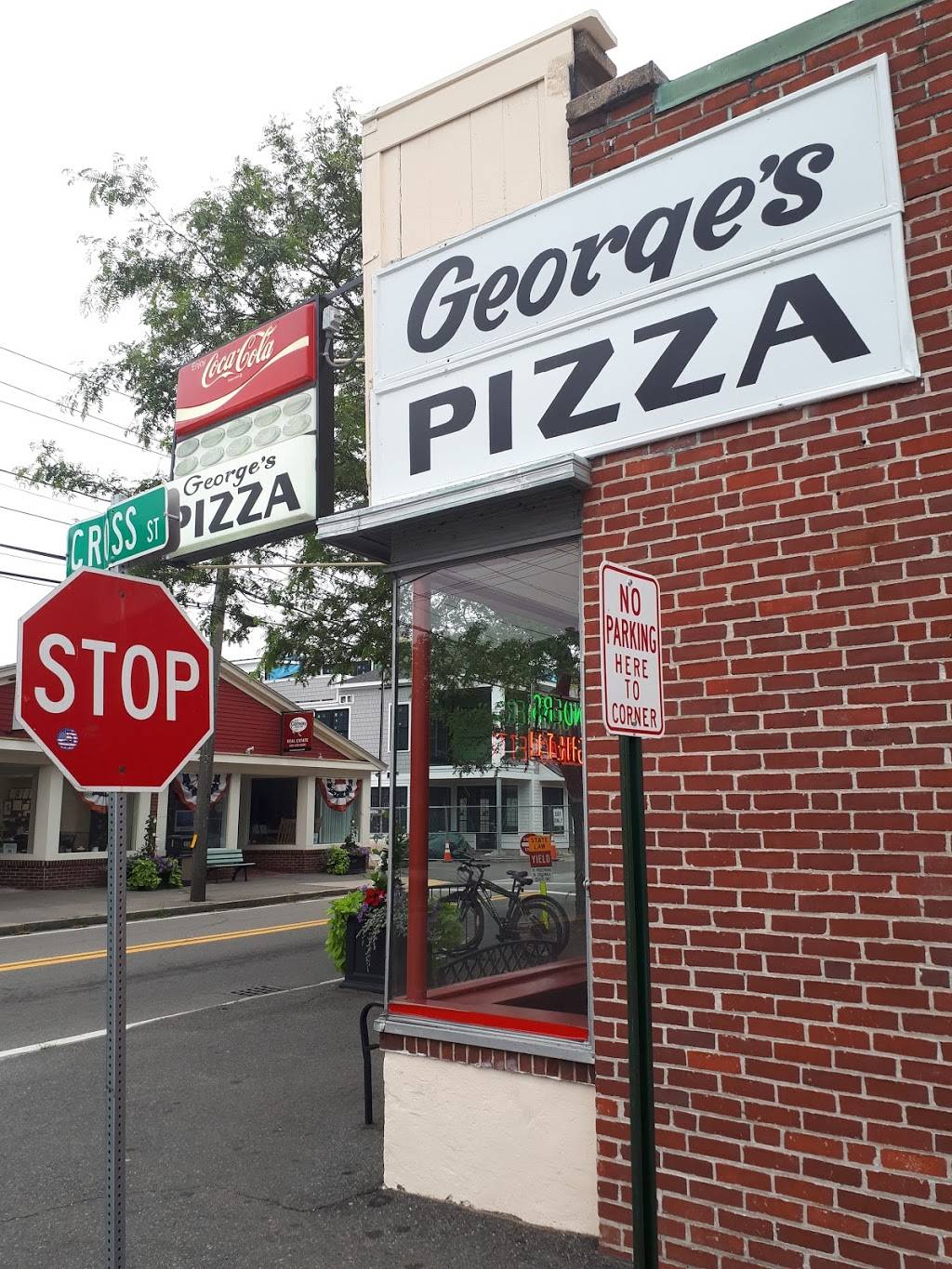 Georges Pizza House | restaurant | 564 MA-28, Harwich Port, MA 02646, USA | 5084323144 OR +1 508-432-3144