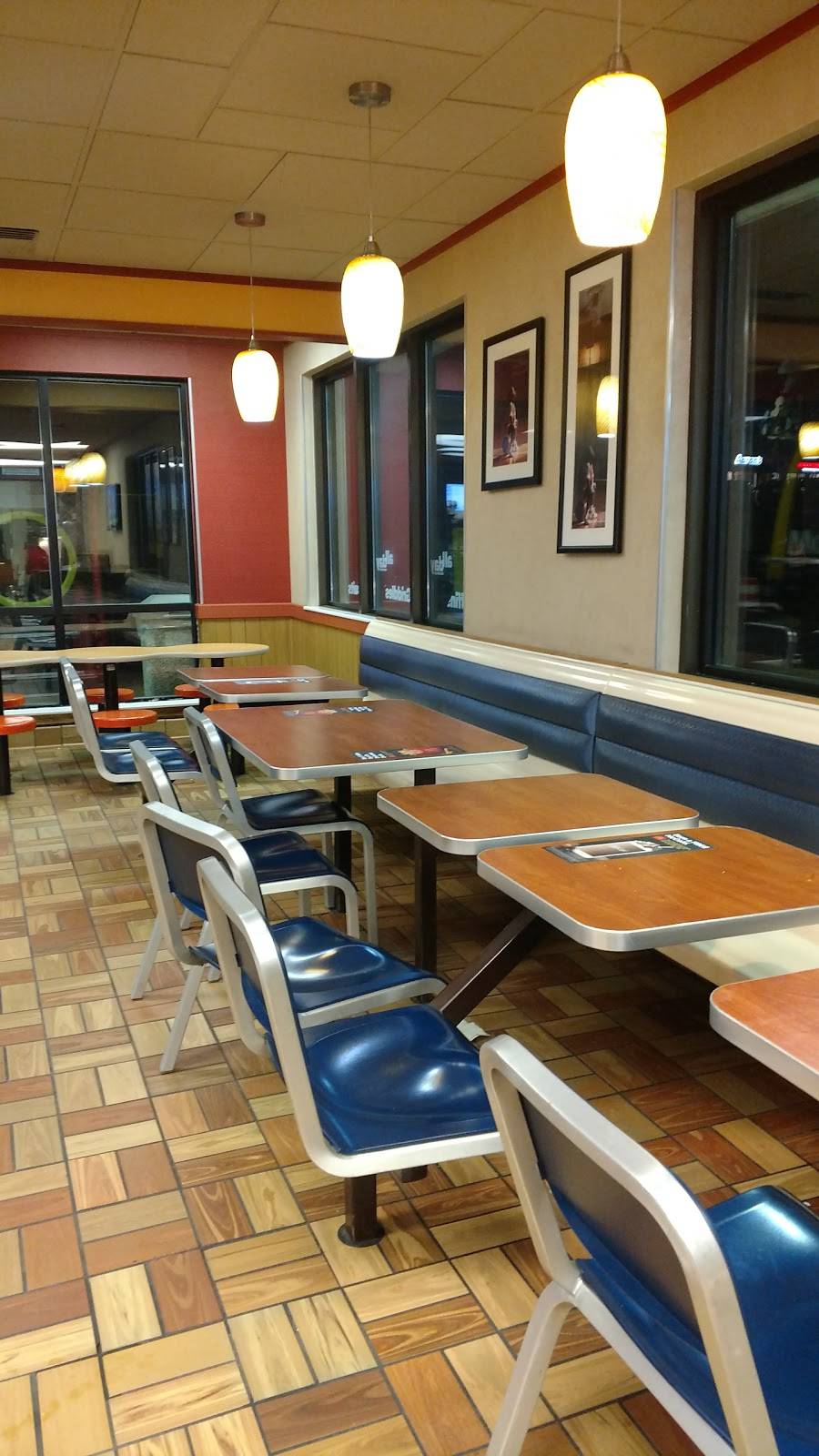 McDonalds | cafe | 13707 Jefferson Davis Hwy, Woodbridge, VA 22191, USA | 7034948700 OR +1 703-494-8700