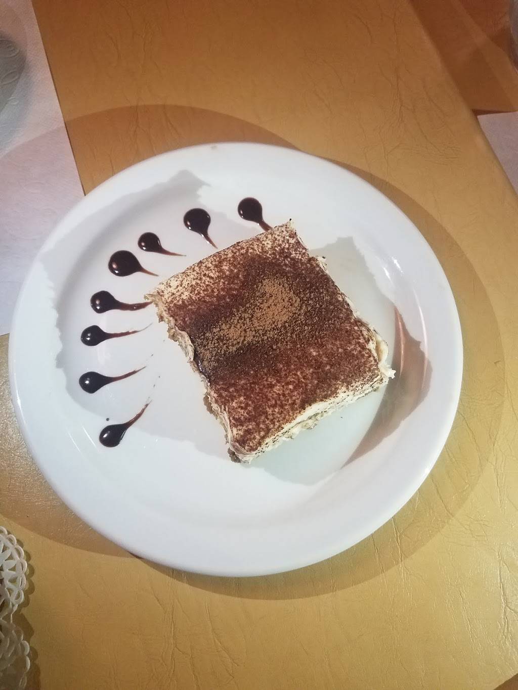 Felix New York Style Restaurant | restaurant | 1100 N Chicago Ave, Goshen, IN 46528, USA | 5745343881 OR +1 574-534-3881