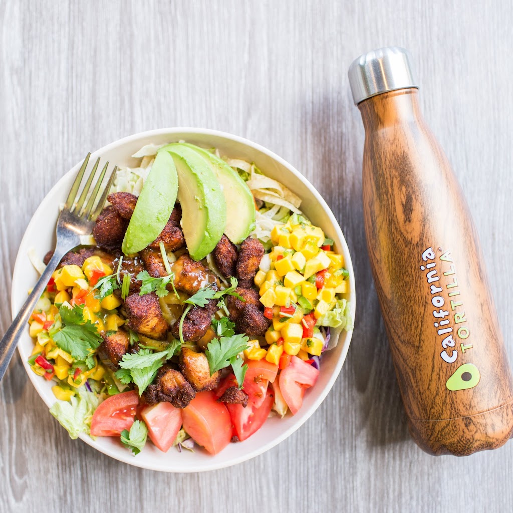 California Tortilla | restaurant | 201 Monticello Ave Unit 4115, Williamsburg, VA 23185, USA | 7578085032 OR +1 757-808-5032