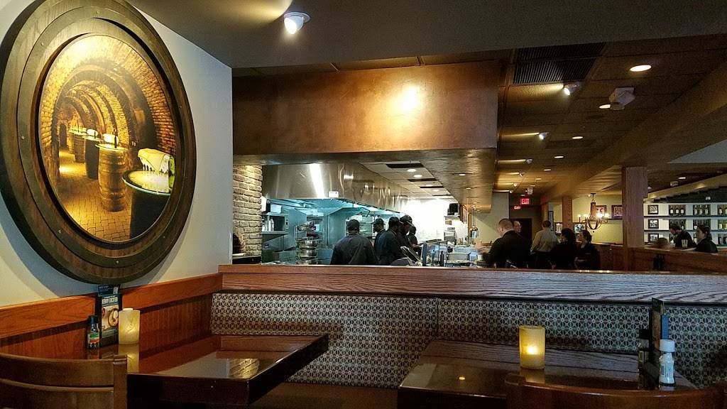 Carrabbas Italian Grill | restaurant | 1999 N Congress Ave, Boynton Beach, FL 33426, USA | 5617345152 OR +1 561-734-5152