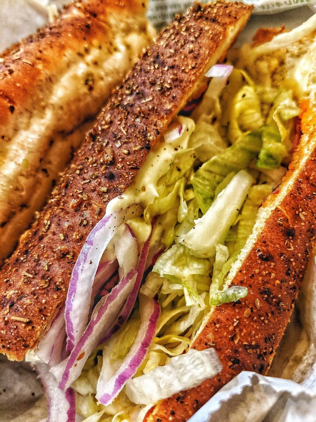 Subway | restaurant | 574 Boulevard Jacques-Bizard, LÎle-Bizard, QC H9C 2H2, Canada | 5145340334 OR +1 514-534-0334