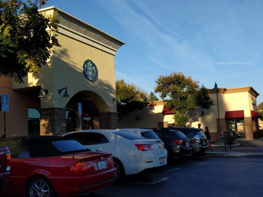 Starbucks | cafe | 6595 Collins Dr unit A, Moorpark, CA 93021, USA | 8055539270 OR +1 805-553-9270