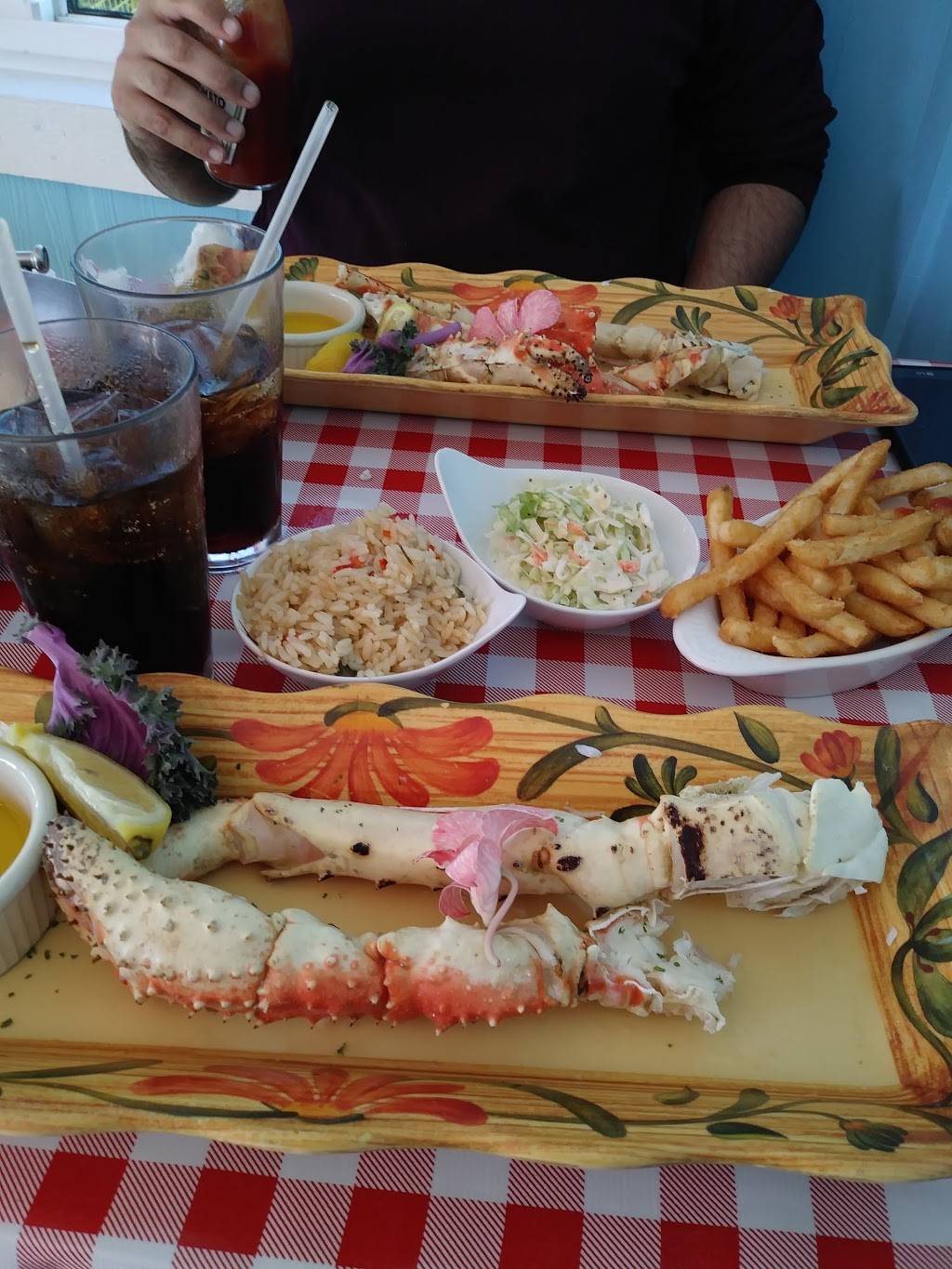 lobster pot | restaurant | 215 Canal Rd, Siesta Key, FL 34242, USA | 9413492323 OR +1 941-349-2323