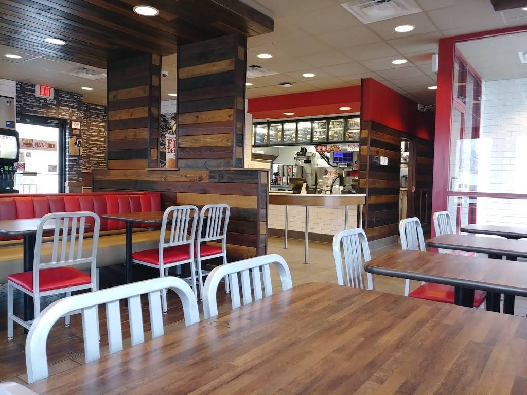 Arbys | restaurant | 417 W Main St, Ravenna, OH 44266, USA | 3305774223 OR +1 330-577-4223
