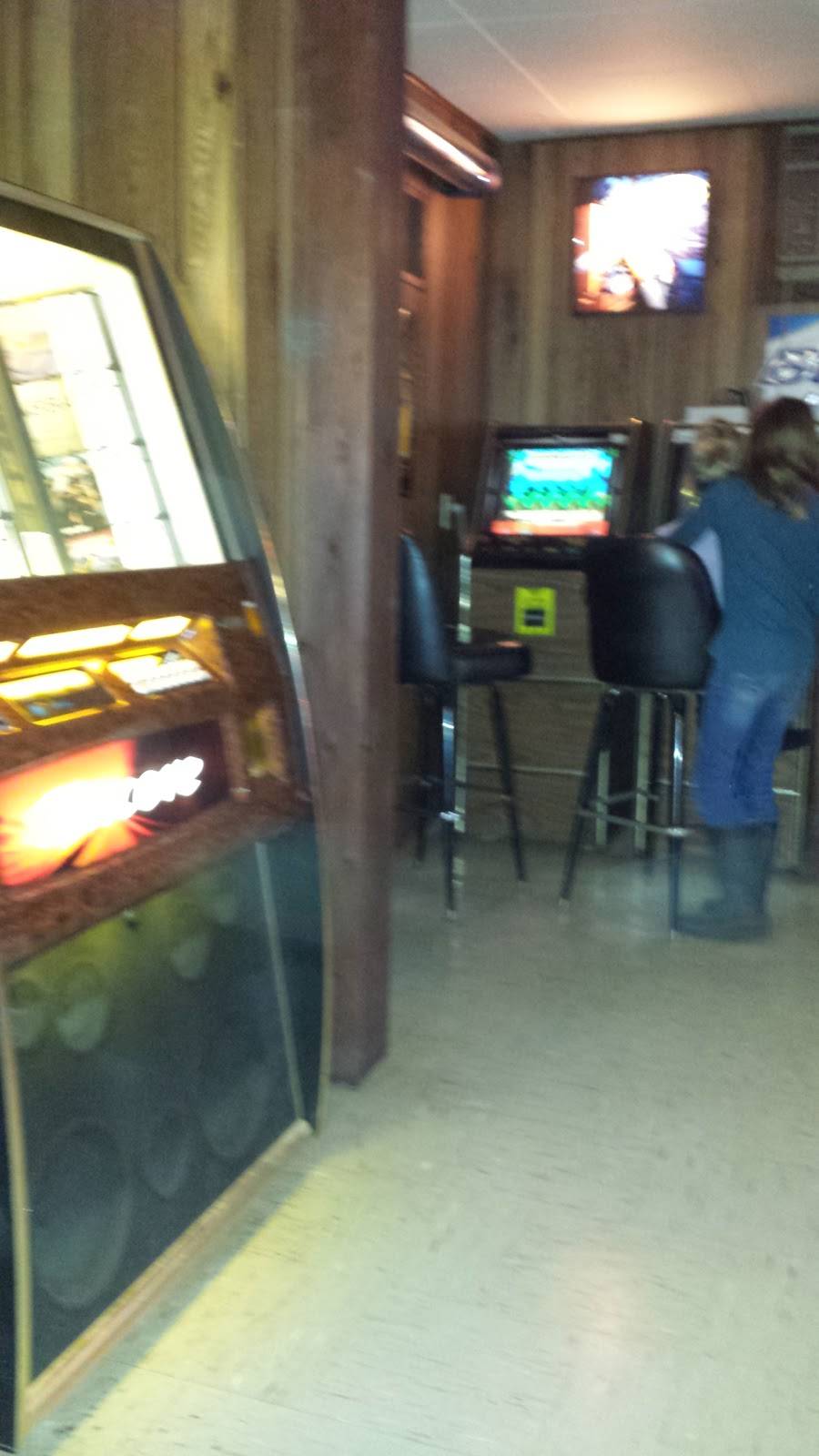 Jerkwater Supper Club | restaurant | 2706 Co Rd A, Dorchester, WI 54425, USA | 7156545351 OR +1 715-654-5351