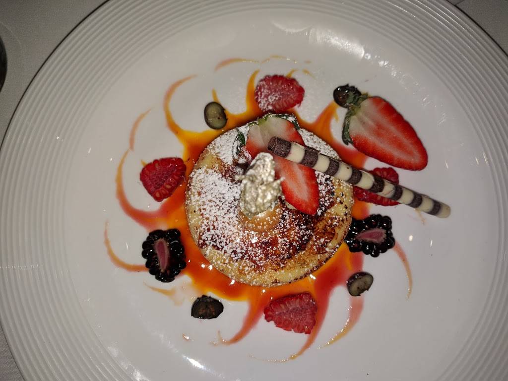 Bistro Five61 | restaurant | 561 Avenue Rd, Toronto, ON M4V 2J8, Canada | 4169232233 OR +1 416-923-2233